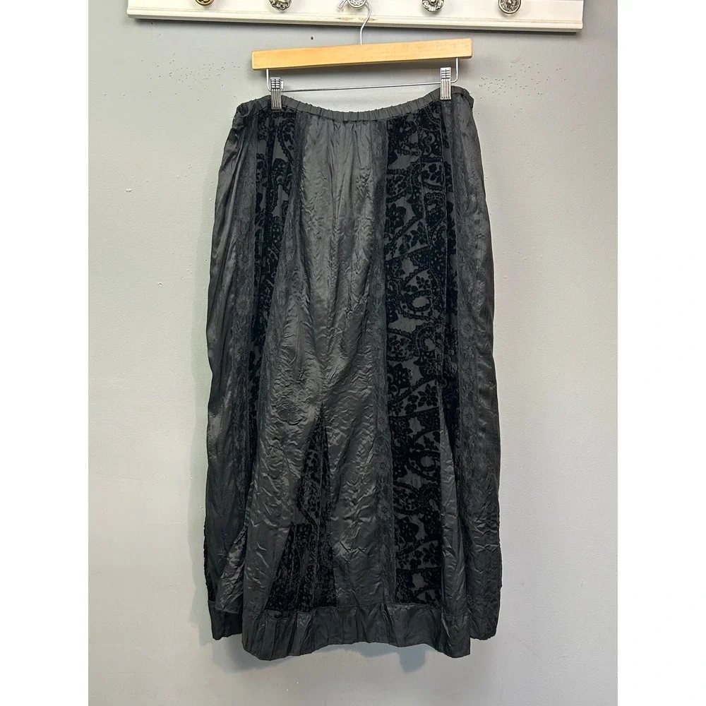 JM Collection Black Velvet Burnout Maxi Skirt Womens 4 Sheer‎ Lace Trim Elegant